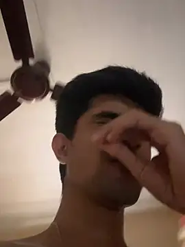 zxcvgf12300 webkamerás műsora