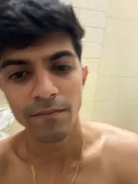 zxcvgf12300 Show in webcam