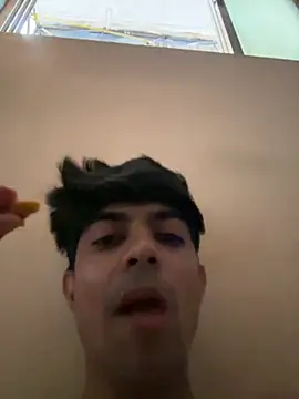 zxcvgf12300 Webcam show