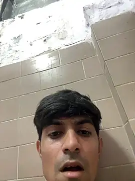 zxcvgf12300 Show Webcam