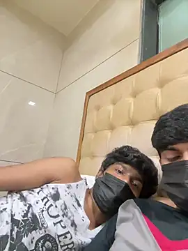 zxcvgf12300's Webcam Show
