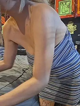 pineapplelife Show in webcam
