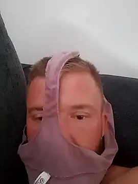 slutwifebbw 网络视讯表演