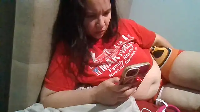 bellakay19 现场XXX聊天