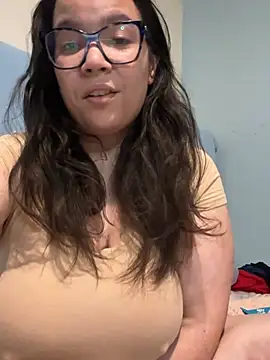 bellakay19 লাইভ XXX চ্যাট