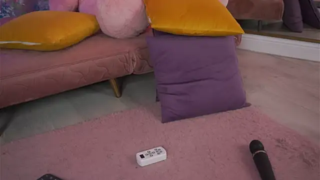Živá chatovací místnost Ava_Solis