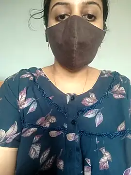 Tamil_shalinin Webbikameraesitys