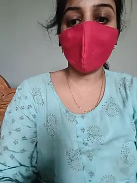 Show modela Tamil_shalini na web-kameri