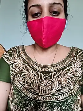 Pokazy przed kamerką – Tamil_shalini