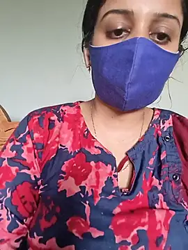 Tamil_shalini Show in webcam