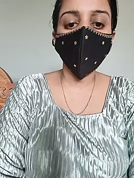 Tamil_shalini's Webcam Show