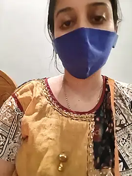 Pokazy przed kamerką – Tamil_shalini