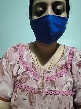 Pokazy przed kamerką – Tamil_shalini