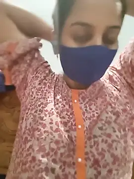 Tamil_shalinin Webbikameraesitys
