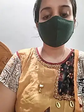 Tamil_shaliniのウェブカメラショー