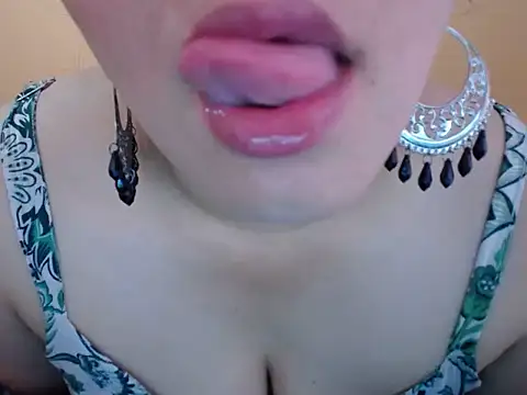 Anika09 élő XXX-chatje