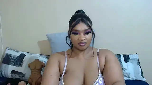 BootyShakerxxx: διαδικτυακό σόου στην κάμερα