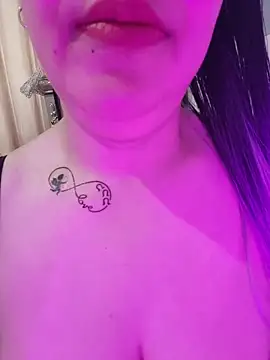 عرض كام Doodqueen