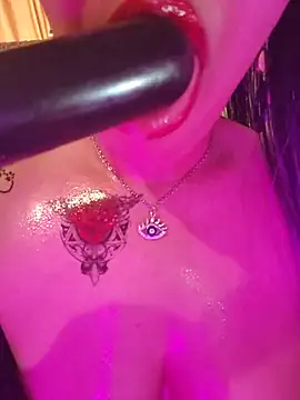 Webkamerová show Doodqueen