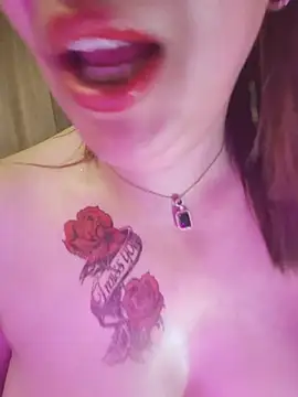 Doodqueen Chat XXX in diretta