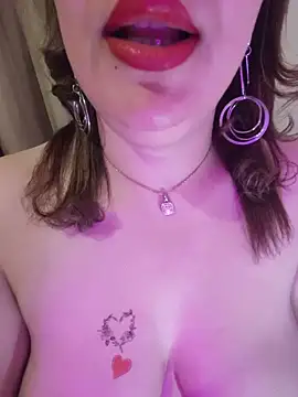 عرض كام Doodqueen