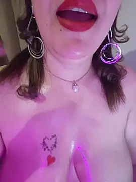 عرض كام Doodqueen