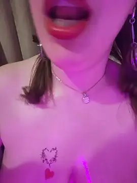 عرض كام Doodqueen