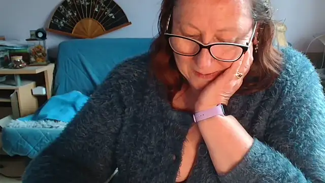 Chat +18 de xmyriamx ao vivo