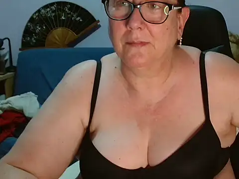 xmyriamx – Naživo XXX chat