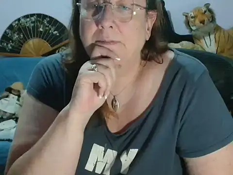 xmyriamx's Live XXX Chat