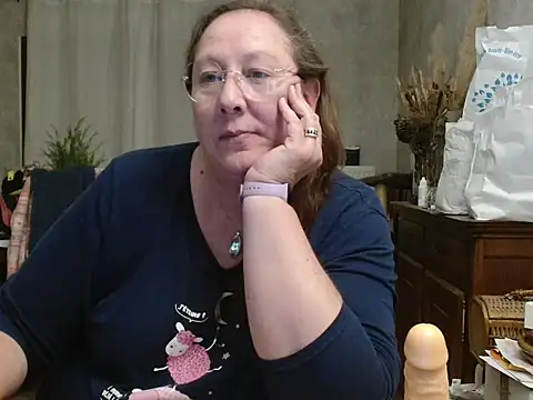 Chat +18 de xmyriamx ao vivo