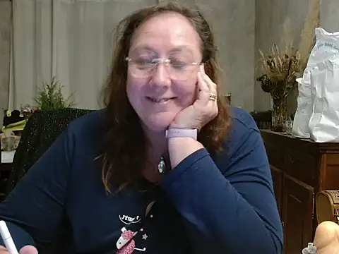 צ'אט XXX בשידור חי של xmyriamx