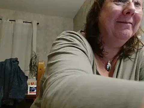 xmyriamx's Live XXX Chat