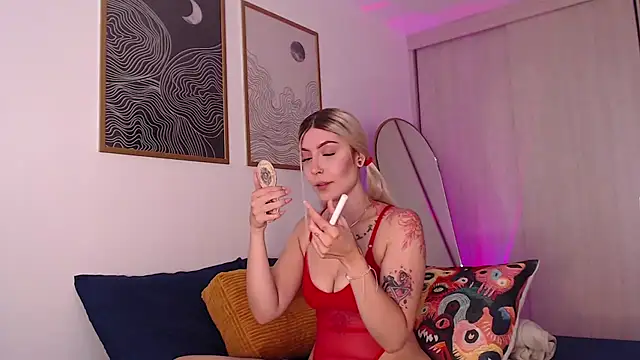 alesziarose_n Webbikameraesitys