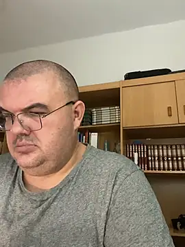 Deltaalex webkamerás műsora