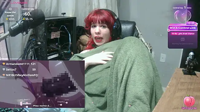 MorangoCChoc Show in webcam