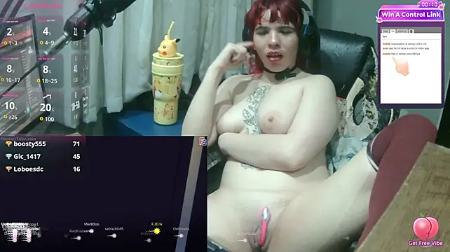 MorangoCChoc Show in webcam