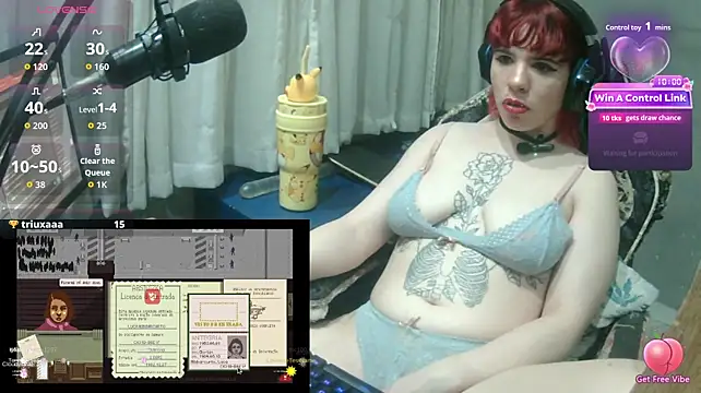 MorangoCChoc Show in webcam