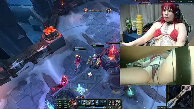 MorangoCChoc Show in webcam