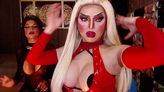 BigCockLatinaTS Pertunjukan Webcam