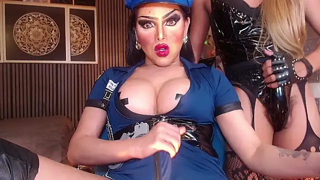 BigCockLatinaTS Webcam-Show