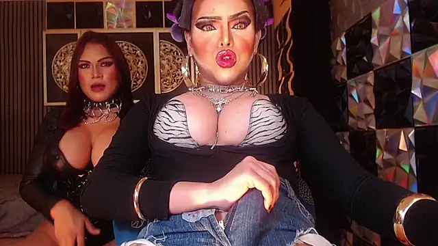 BigCockLatinaTS Pertunjukan Webcam