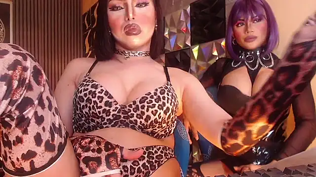BigCockLatinaTS Webcam-Show