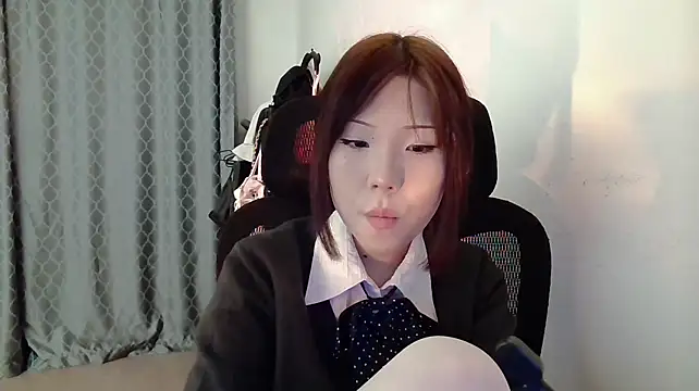 AprilOnilll Webcam show