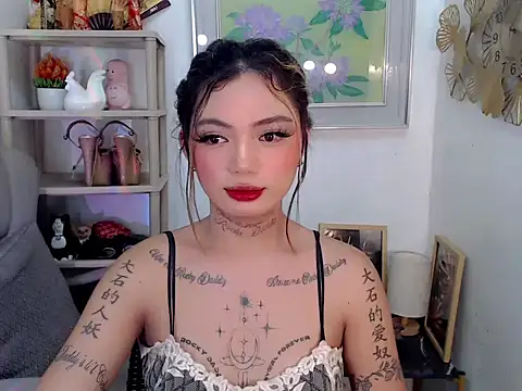 JasmineHillerのウェブカメラショー