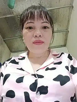 Živý XXX chat Sana-vn