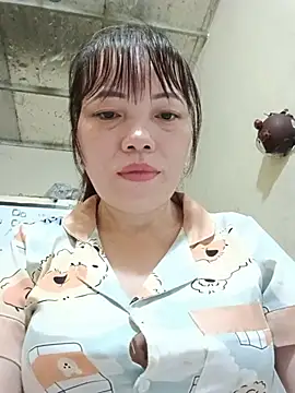 Živý XXX chat Sana-vn