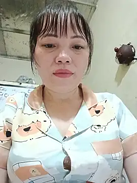 แชท XXX สดของ Sana-vn