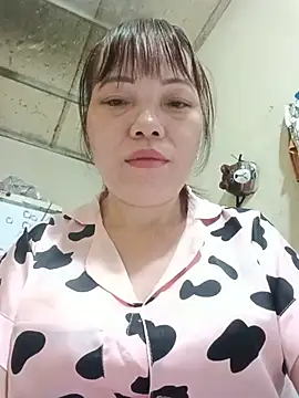 Chat XXX ao vivo de Sana-vn