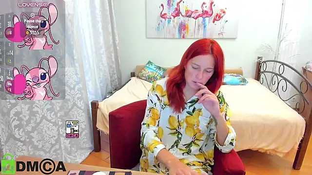 Lily_Viola Webcam show